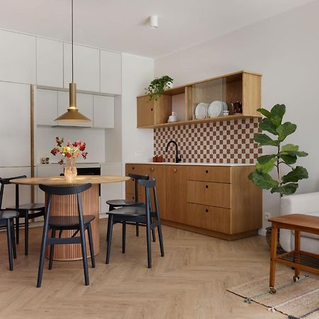 Solidarnosc Three Bedrooms & Garden Apartment Γκντανσκ Εξωτερικό φωτογραφία